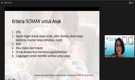 Dr. Dimple Gobind Nagrani Sp.A mengatakan dalam kondisi seperti sekarang ini, justru yang tidak kalah pentingnya untuk diperhatikan adalah menjaga kestabilan emosi orang tua apabila anaknya terdiagnosis Covid-19.