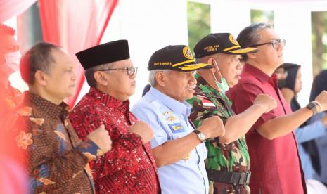 Dr. Hasto Kristiyanto menjadi pembicara, sekaligus memberikan kuliah umum di Kampus Pembangunan Karakter Bangsa Indonesia, Astha Hannas, Subang, Jawa Barat, Selasa (27/9/2022). 