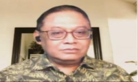 dr Pandu Riono. Epidemiolog dari Fakultas Kesehatan Masyarakat Universitas Indonesia Pandu Riono menyarankan pemerintah agar tak hanya membatasi penerbangan langsung pada negara-negara tertentu, tetapi juga membatasi penumpang pesawat dari luar negeri masuk Indonesia.