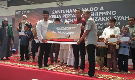 DT Peduli menggelar santunan anak yatim.