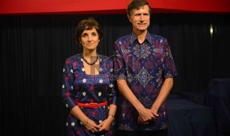 Dubes AS untuk Indonesia Robert Blake didampingi istrinya, Sofia Blake.