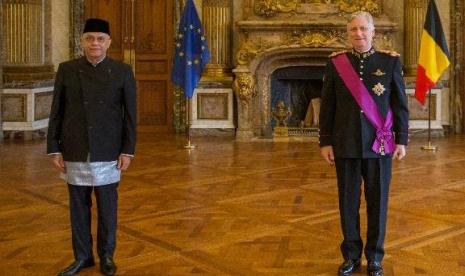 Dubes RI Andri Hadi (kiri) dan Raja Belgia, Raja Phillipe 