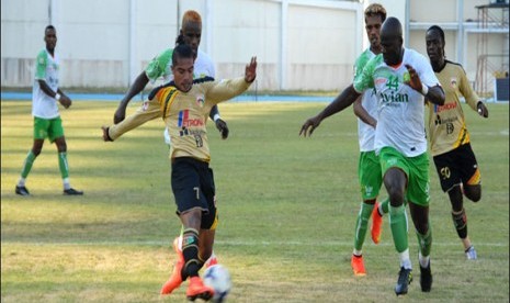 Duel panas antara Mitra Kukar kontra Persebaya Surabaya bakal tersaji di Stadion Aji Imbut sore ini