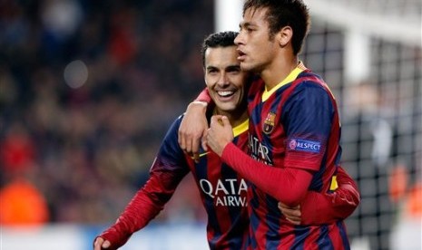 Duo Barcelona, Pedro (kiri) dan Neymar merayakan gol ke gawang Celtic di Liga Champions.