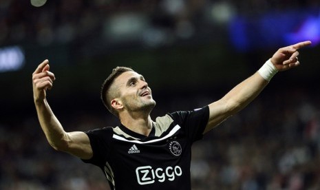 Gelandang serang Ajax, Dusan Tadic