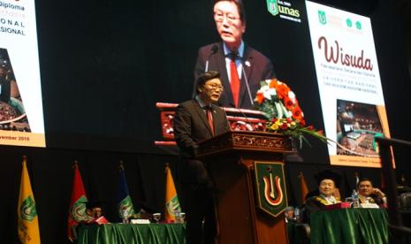 Duta Besar Korsel untuk Indonesia, Kim Chang-Beom menghadiri wisuda Unas di Jakarta periode lalu.