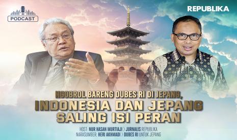 Duta Besar RI untuk Jepang Heri Akhmadi berbincang dengan Jurnalis Republika Nur Hasan Murtiaji.