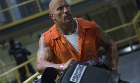 Dwayne Johnson di The Fate of the Furious.