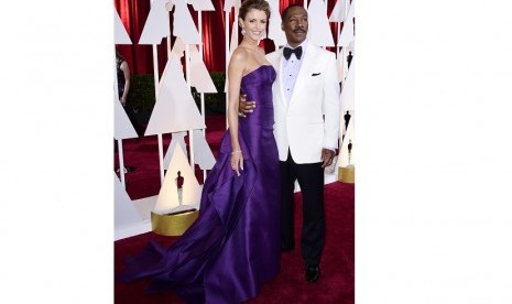 Eddie Murphy dan kekasihnya Paige Butcher