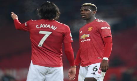 Edinson Cavani dan Paul Pogba