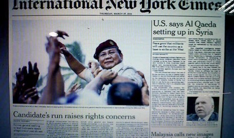 Edisi harian International New York Times yang memuat liputan capres Prabowo Subianto.