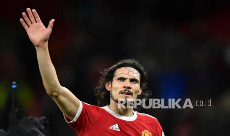 Striker Manchester United Edinson Cavani. Pelatih sementara MU, Ralf Rangnick, menegaskan akan memagari Cavani dari klub lain pada bursa transfer Januari 2022 ini.