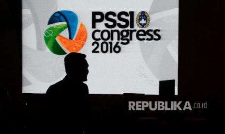 Edy Rahmayadi Jabat Ketua Perwakilan Klub ISL mengikuti pada Kongres PSSI di Jakarta, Kamis (10/11).