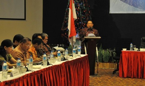 EE Mangindaan dalam Rapat Bersama Forkomimda di Ballroom Hotel Ayaduta, kota Manado, Provinsi Sulawesi Utara, Jumat (27/11 ).  