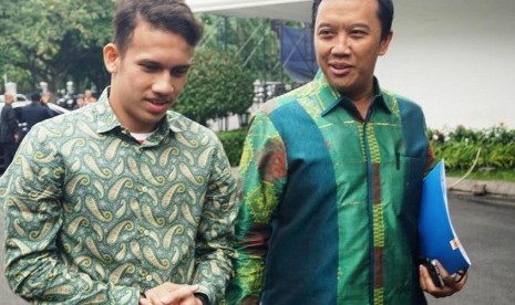 Egy Maulana Vikri (kiri) dan Menpora Imam Nahrawi