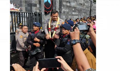 Eks kapolda Jawa Tengah (Jateng), Ahmad Luthfi, menghadiri acara perpisahan di Polda Jateng, Semarang, Jumat (2/8/2024).