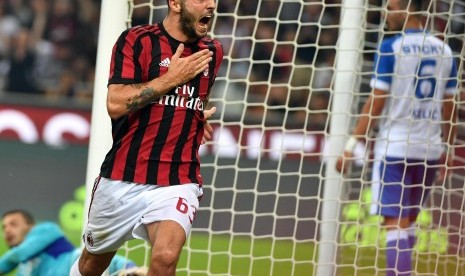 Ekspresi Patrick Cutrone usai mencetak gol ke gawang Universitatea Craiova, 3 Agustus 2018, waktu setempat.