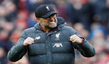 Ekspresi pelatih Liverpool Juergen Klopp seusai memenangi pertandingan melawan Bournemouth dalam laga lanjutan Liga Primer Inggris, Sabtu (7/3). 