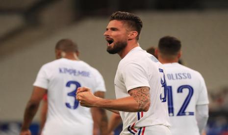 Ekspresi penyerang Prancis Olivier Giroud seusai mencetak gol ke gawang Bulgaria dalam laga persahabatan menjelang Euro 2020 di Saint-Deni, dekat Paris, Prancis, Rabu (9/6) dini hari WIB.