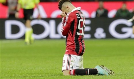 Ekspresi Stephan El Shaarawy usai AC Milan memastikan kemenangan 1-0 atas Genoa di San Siro, Ahad (28/10) dini hari. Pada hari ulang tahunnya tersebut, El Shaarawy mencetak gol semata wayang Milan ke gawang Genoa.