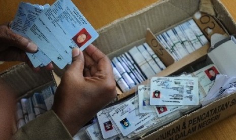Electronic identity cards or known as E-KTP (illustration)