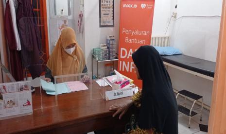 Elida (78 tahun) adalah member binaan dari Klinik Pratama Rumah Zakat Cabang Medan yang sudah bergabung sejak tahun 2020. Elida adalah seorang janda, kini ia tinggal bersama anak, menantu dan cucunya. 