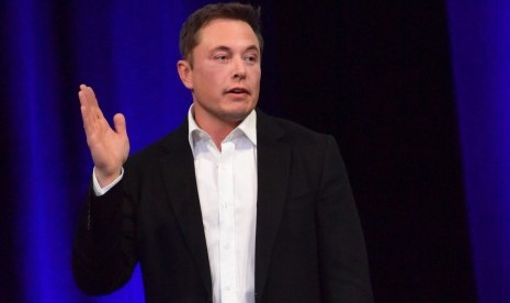 Elon Musk, pengusaha miliarder yang menjalankan SpaceX dan perusahaan mobil listrik Tesla.