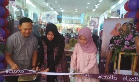 Elzatta Hijab Gelar Opening Store ke-161 di Kota Kediri