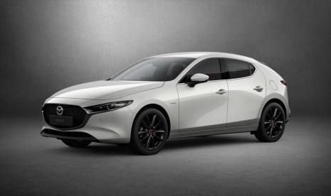 EMI meluncurkan Mazda 3 Anniversary Edition.