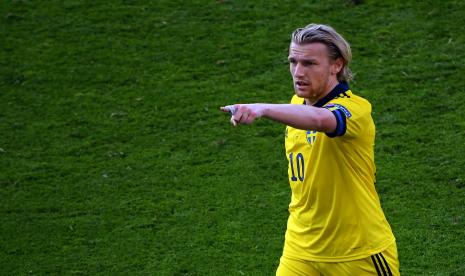  Gelandang Swedia, Emil Forsberg.