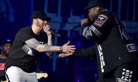 Eminem dan 50 Cent. 