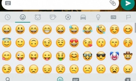 Emoji yang dirilis WhatsApp tak jauh berbeda dari yang dimiliki iPhone.