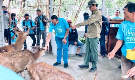 Empat ekor Rusa Jawa resmi menghuni Taman Kehati Kabupaten Indramayu.