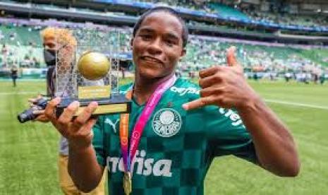 Pemain muda Palmeiras, Endrick Felipe Moreira de Sousa, yang dibeli Real Madrid.