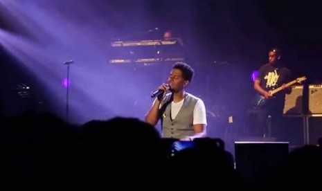 Eric Benet.