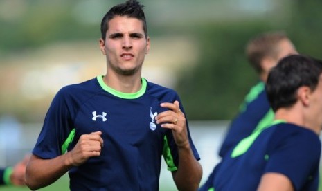 Gelandang Tottenham Hotspur, Erik Lamela.