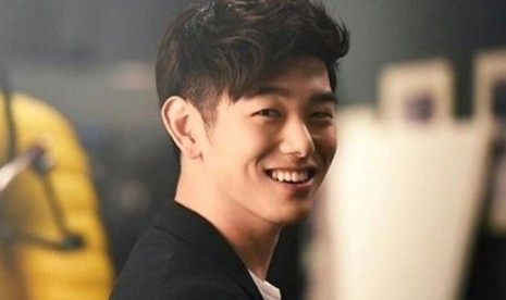 Eric Nam yang bercerita bahwa dirinya menyadari kondisi ini saat sedang berada dalam sebuah pertemuan di New York, Amerika Serikat (AS), di mana ia mulai merasakan sakit di bagian dada.