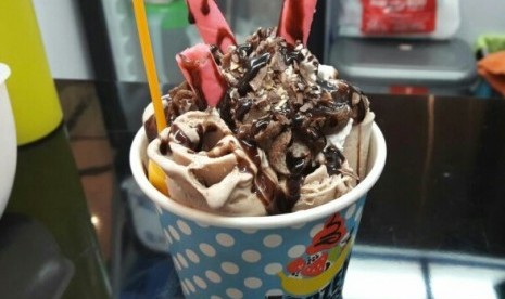 Es krim gulung dari Frozen Express.