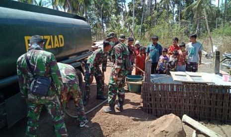 Evakuasi dan penanganan korban dampak gempa bumi 7 SR di Lombok, NTB