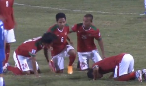 Evan Dimas merayakan gol ke gawang Laos.