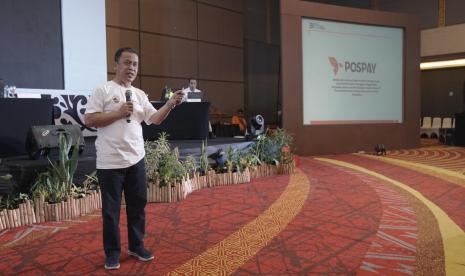 Executive Vice President Regional 1 PT Pos Indonesia, Dino Ariyadi mengatakan, melalui aplikasi Pospay Gebu Minang, anggota dan masyarakat Minangkabau di seluruh Indonesia dan luar negeri dapat melakukan beragam transaksi, di antaranya donasi ke Gebu Minang untuk memajukan kampung halaman dan transfer ke berbagai bank.