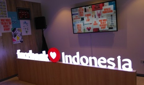 Facebook resmi membuka kantor cabangnya di Indonesia, Senin (14/8).