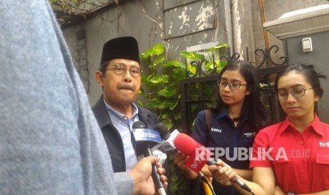 Fahmi Idris selaku politisi senior dan mantan Menteri Perindustrian dan Menteri Tenaga Kerja & Transmigrasi, meninggal dunia, Ahad (22/5/2022). 