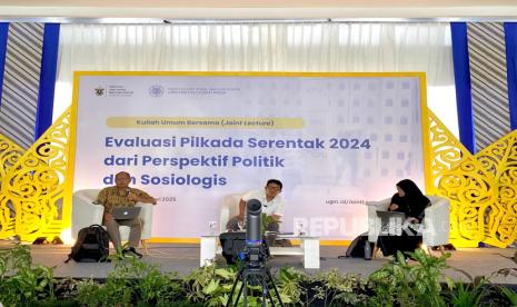 Fakultas Ilmu Sosial dan Politik (Fisipol) Universitas Gadjah Mada (UGM) bersama Fakultas Ilmu Sosial dan Politik (Fisip) Universitas Hasanuddin (Unhas) menggelar Kuliah Umum Bersama (Joint Lecture) bertema Evaluasi Pilkada Serentak 2024 dari Perspektif Politik dan Sosiologis di Selasar Barat Fisipol UGM, Selasa (25/2/2025).