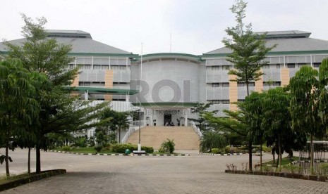 Fakultas Kedokteran dan Ilmu Kesehatan, Universitas Islam Negeri Syarif Hidayatullah, Jakarta, Jumat (27/6)