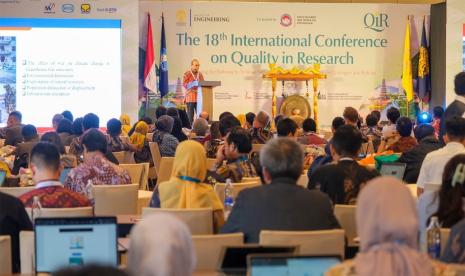 Fakultas Teknik Universitas Indonesia (FTUI) kembali menggelar konferensi internasional dua tahunan, Quality in Research (QiR) 2023 pada 23-24 Oktober 2023 di Bali. Sebanyak 384 peserta dari 24 negara yang berasal dari berbagai bidang keilmuan dan latar belakang berbeda saling bertukar pikiran mengenai perkembangan teknologi di dunia untuk mencapai Net Zero Emission.