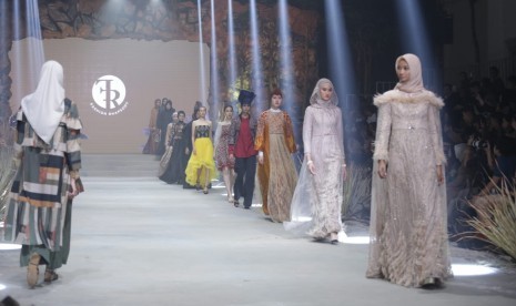 Fashion Rhapsody 2020 yang mengangkat tema 