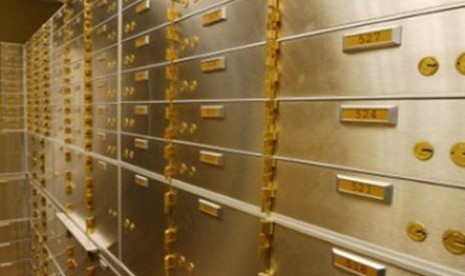 Fasilitas Safety Deposit Boxes Sebuah Bank(Ilustrasi)