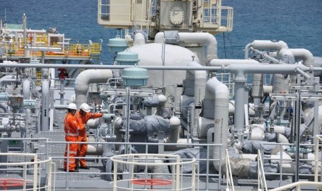 Fasilitas terminal LNG milik PT Perusahaan Gas Negara Tbk (PGN)  di Jawa Timur. 