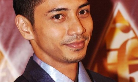 Fauzi Baadila